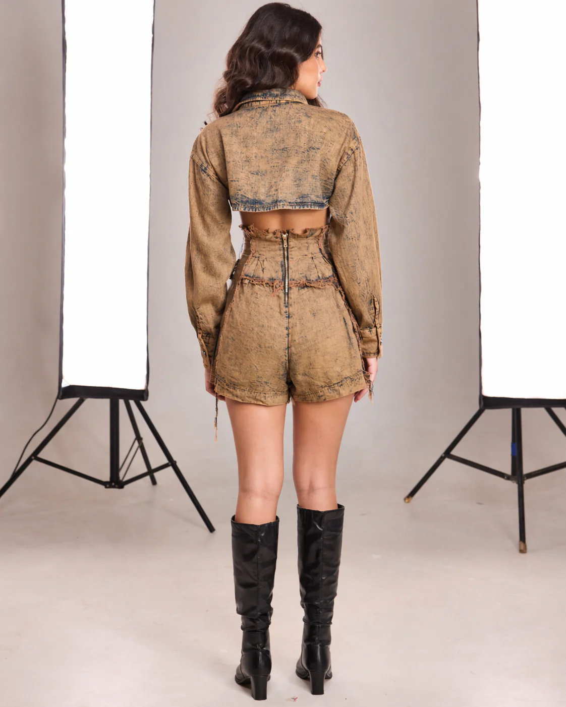 Georgie Crop Shirt - Image 7
