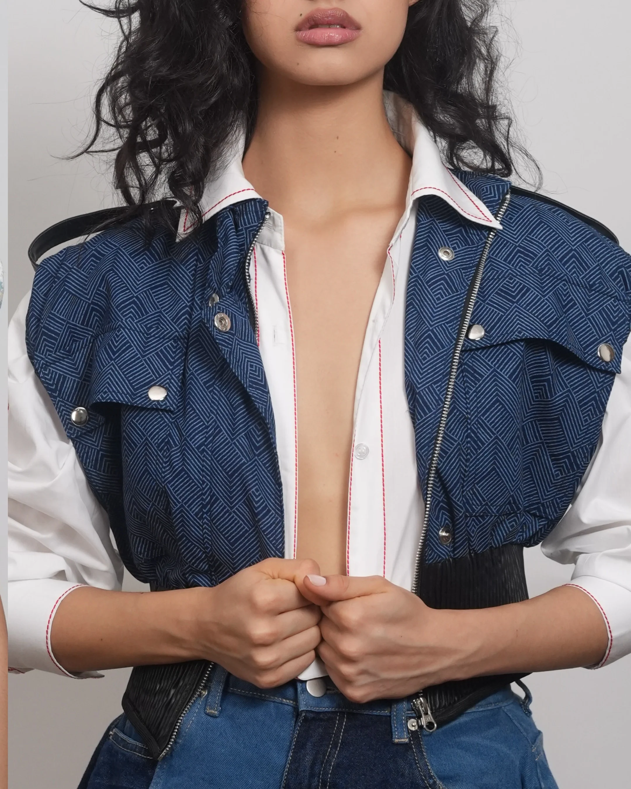 Pluto Jacquard Vest - Image 23