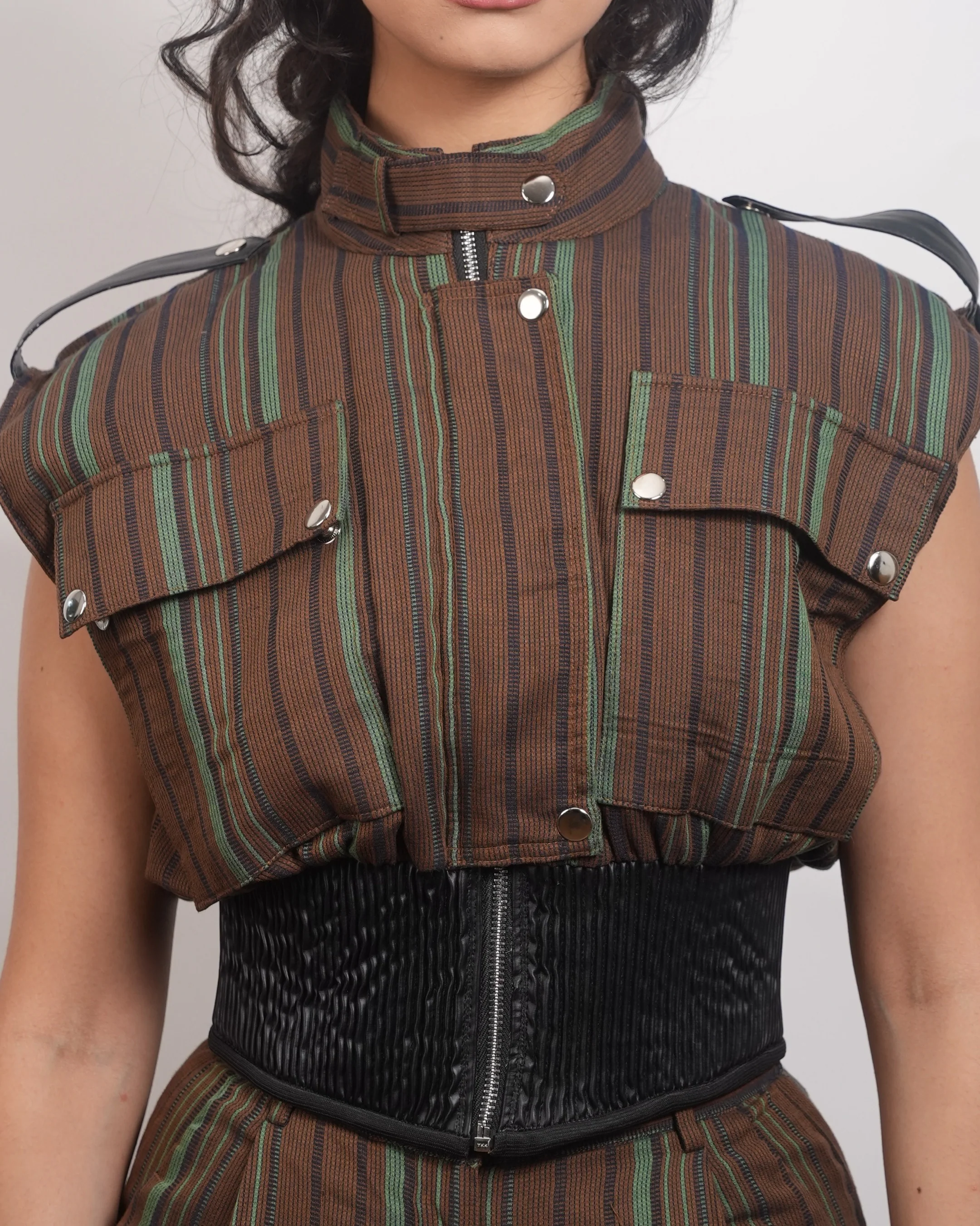 Pluto Jacquard Vest - Image 25