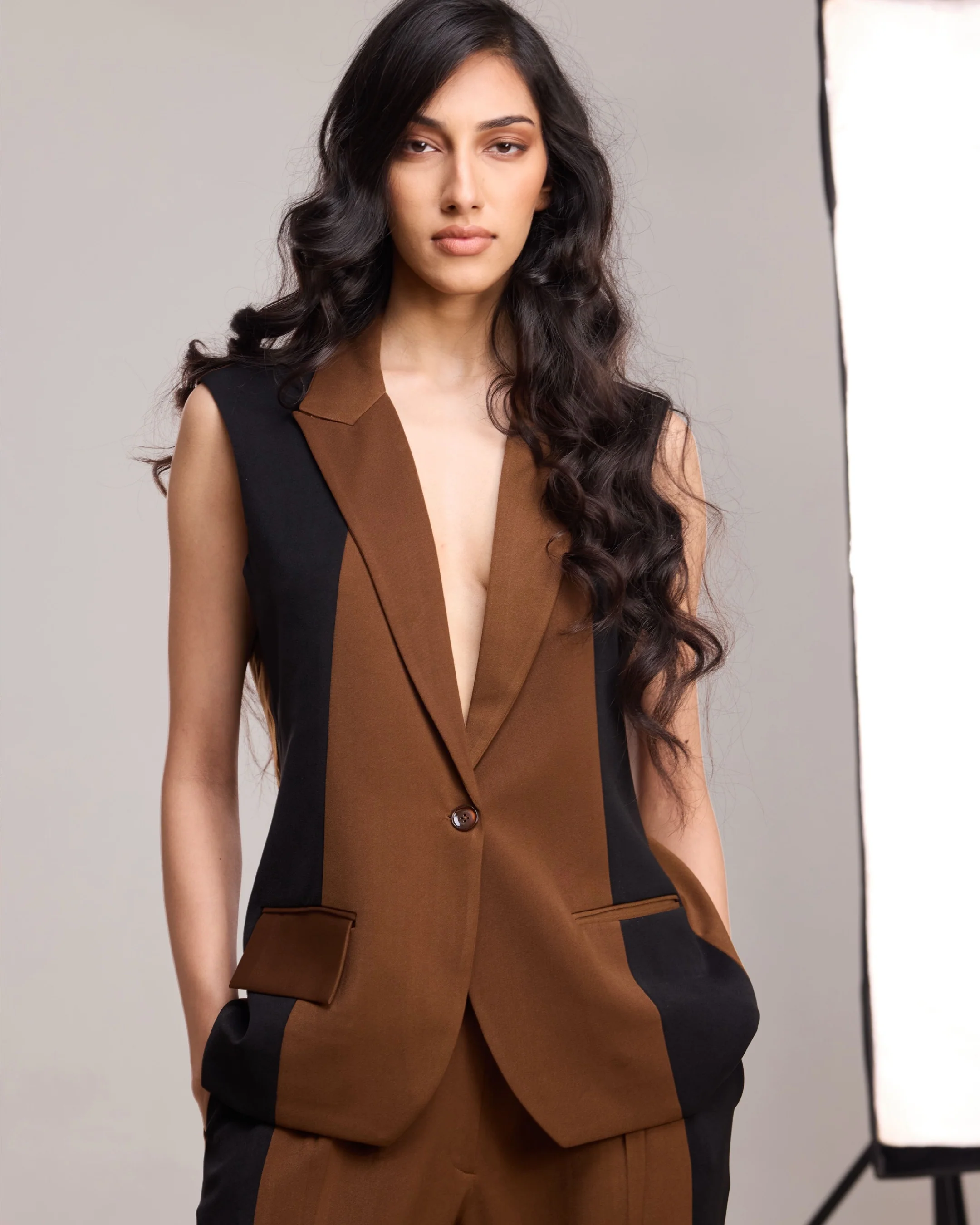 Noir Panel Vest - Image 2