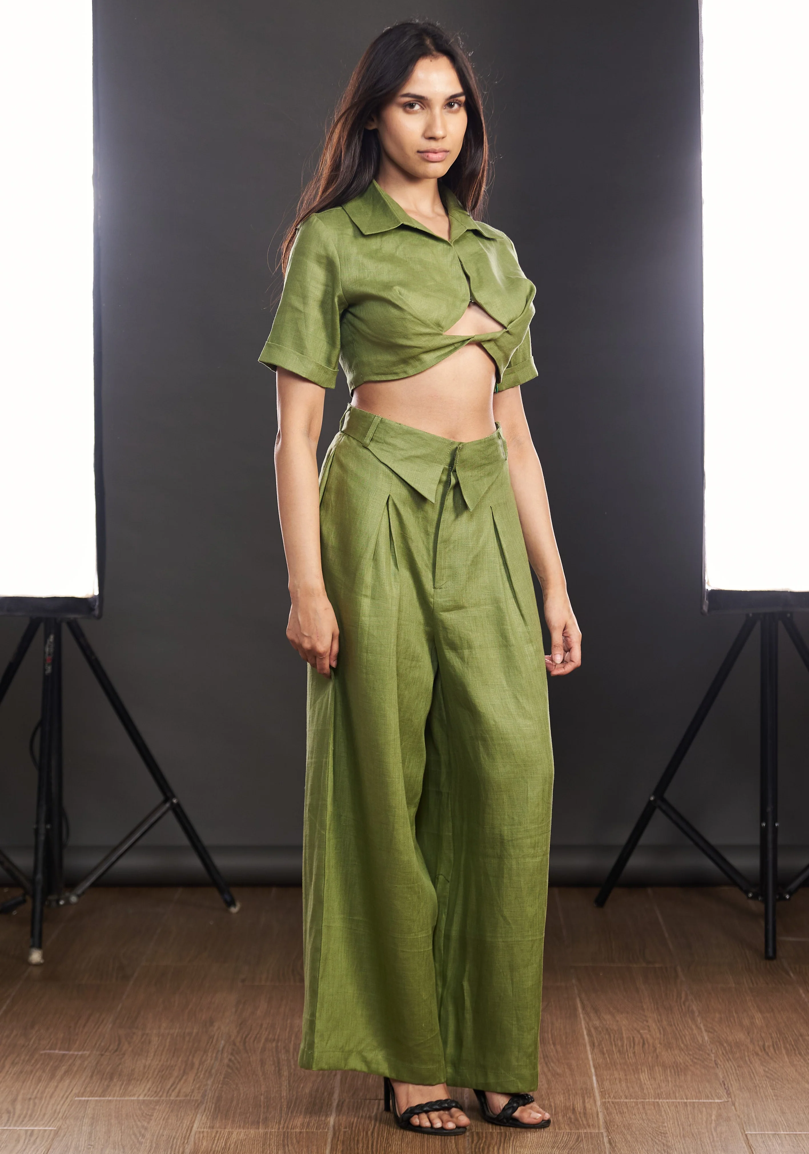 Olive Twist Linen Top - Image 4