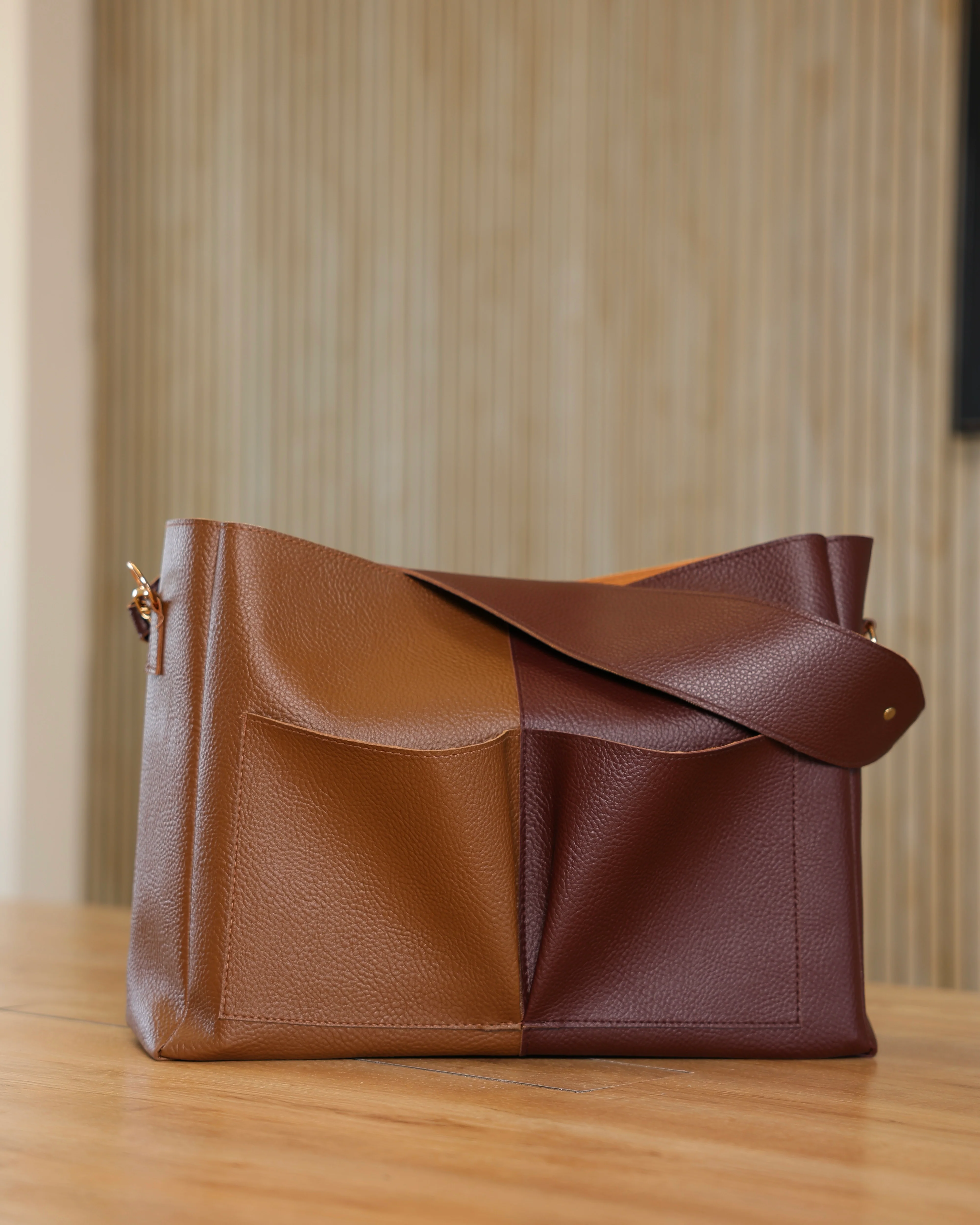 Pocket Tote - Image 14