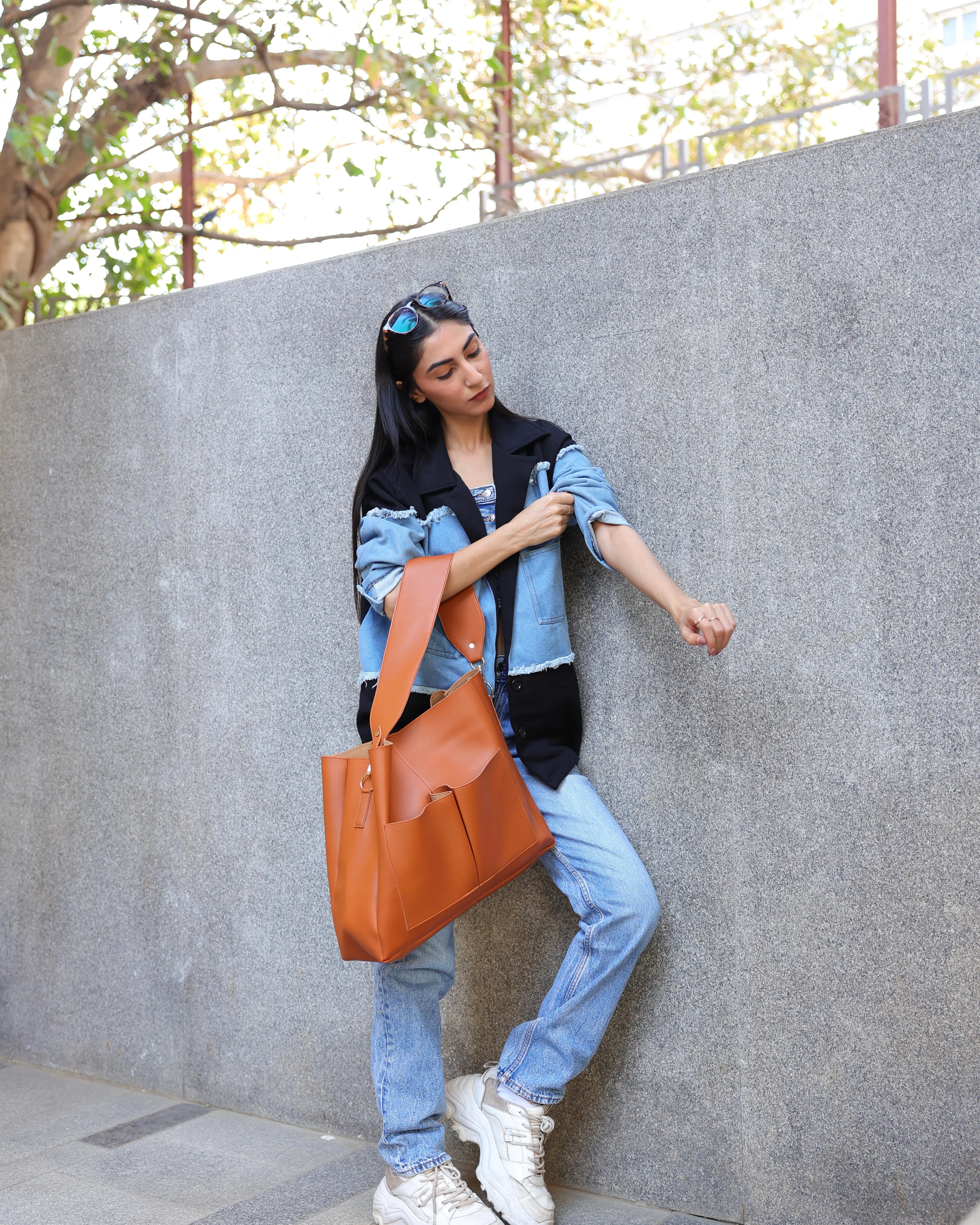 Pocket Tote - Image 23