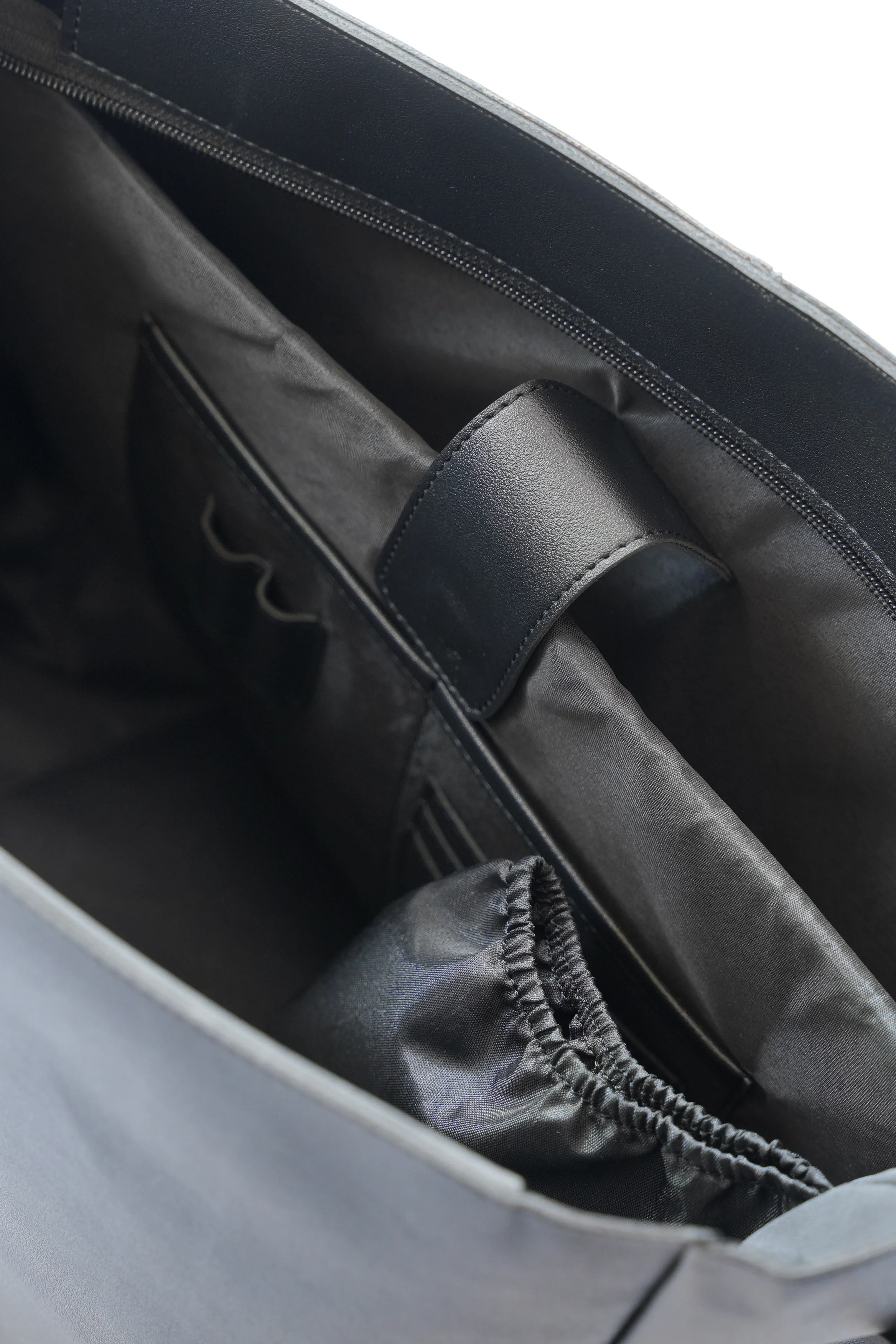 Pocket Tote 3.0 - Image 49
