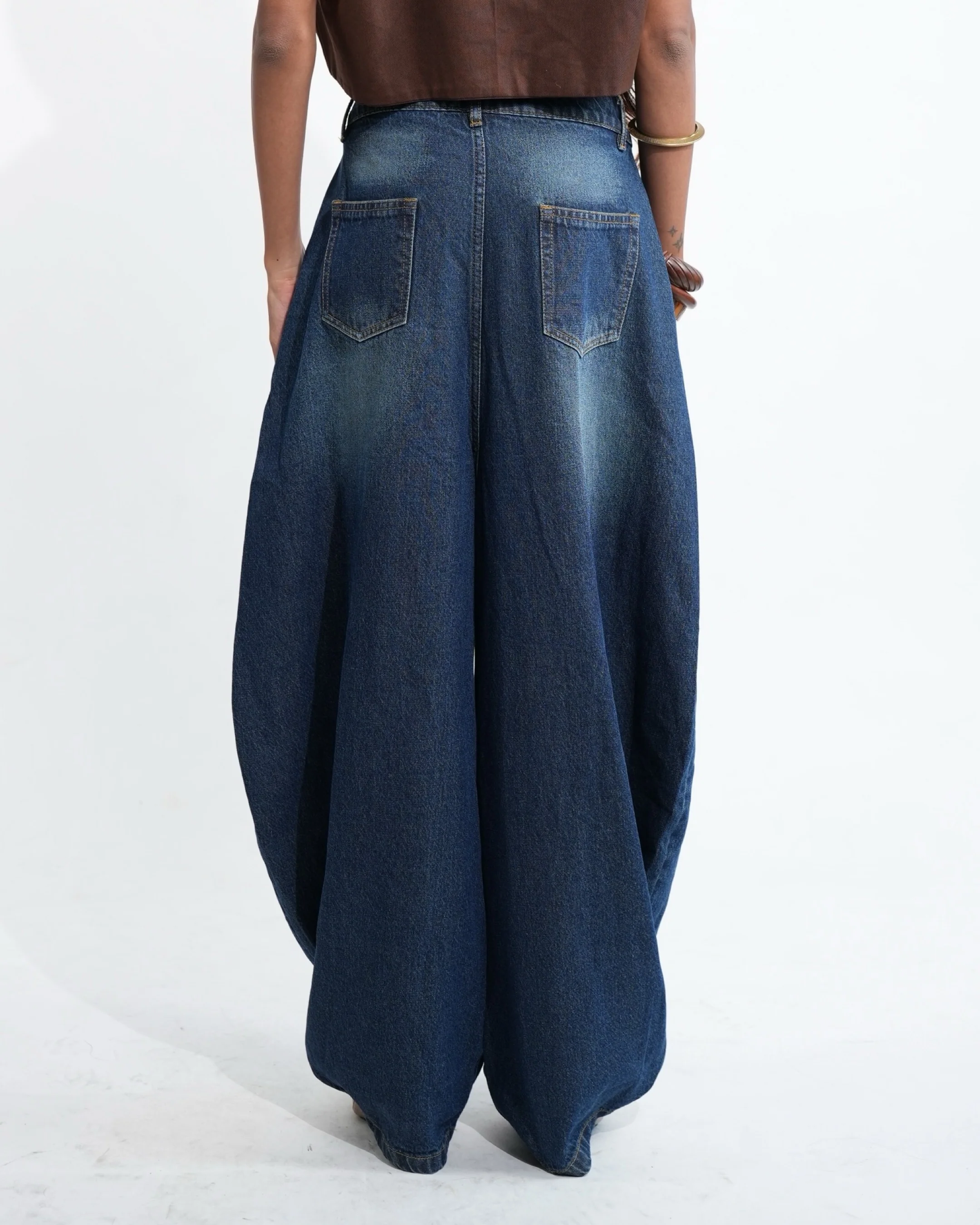 Barrel Cut Denim - Image 12