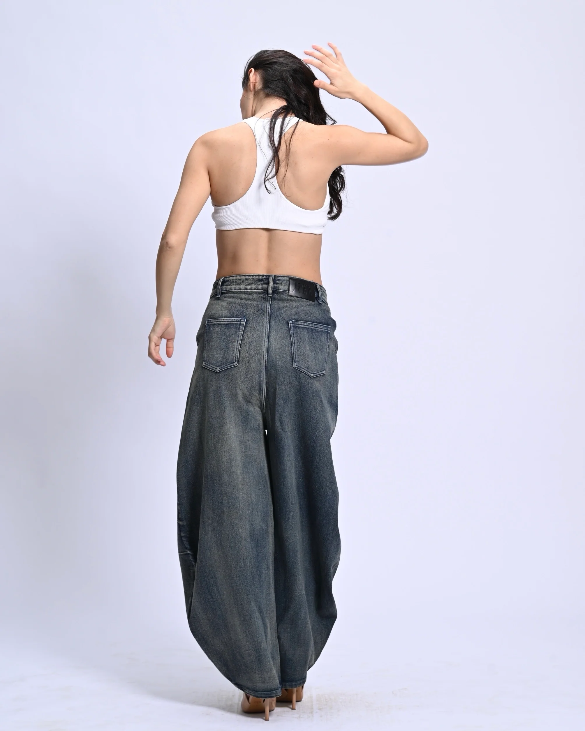 Barrel Cut Denim - Image 28