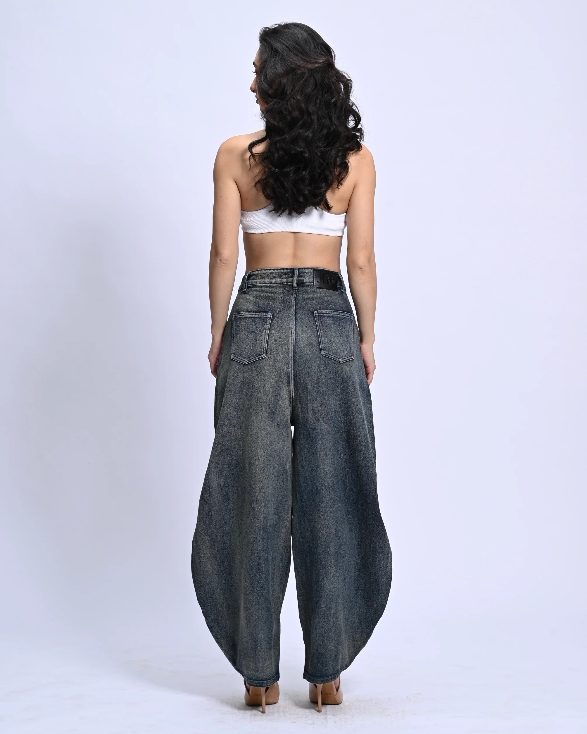 Barrel Cut Denim - Image 35