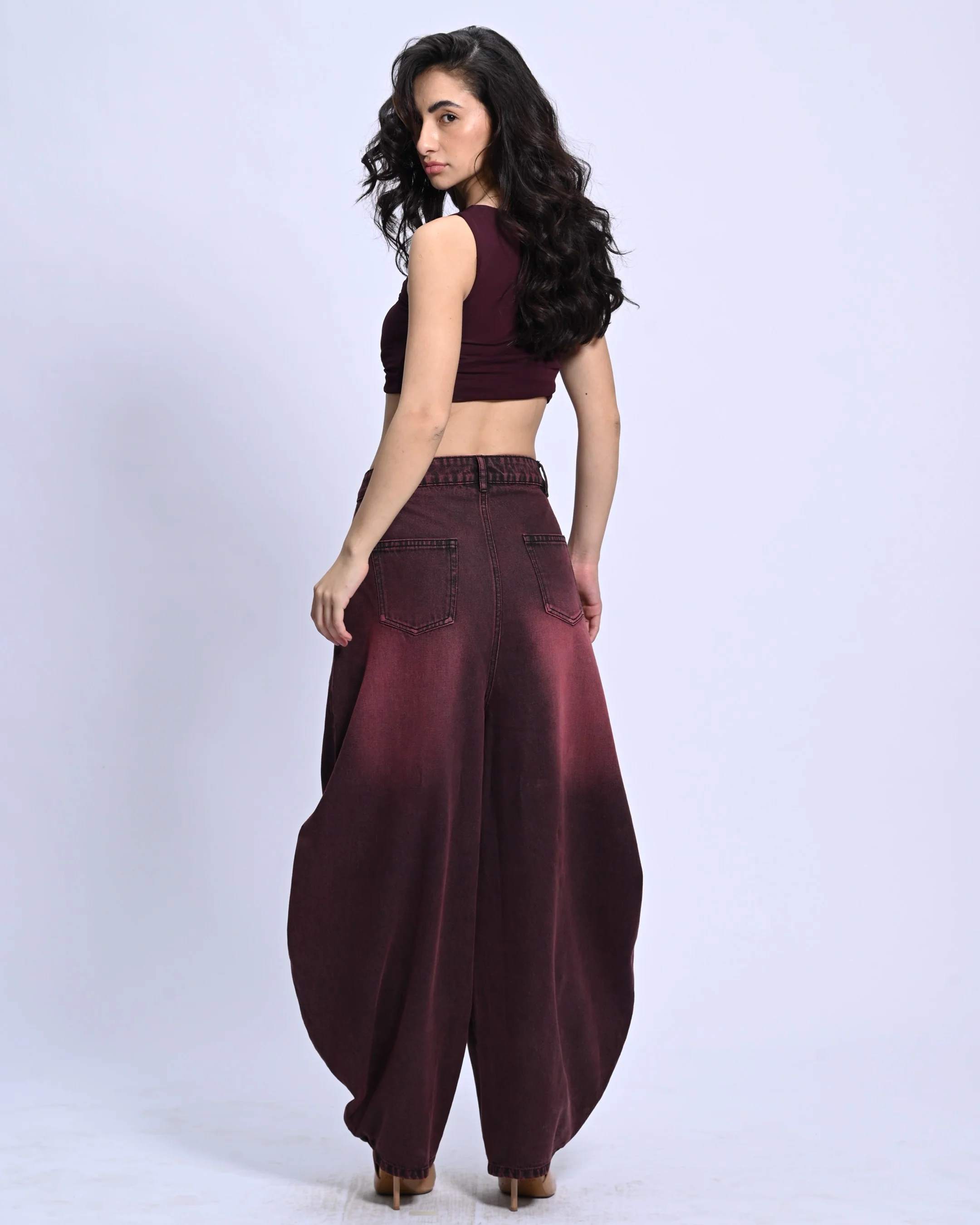 Barrel Cut Denim - Image 37