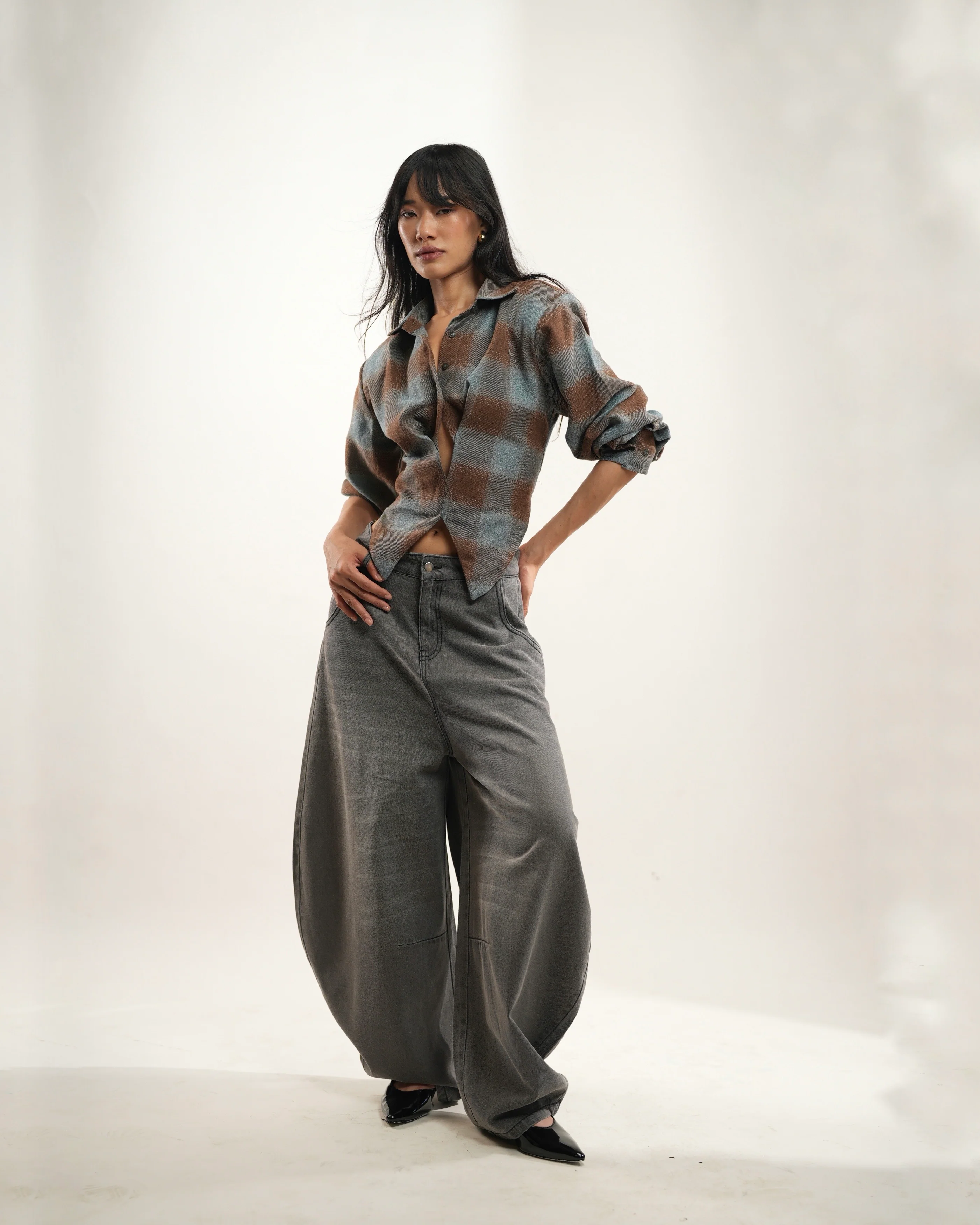 Barrel Cut Denim - Image 9