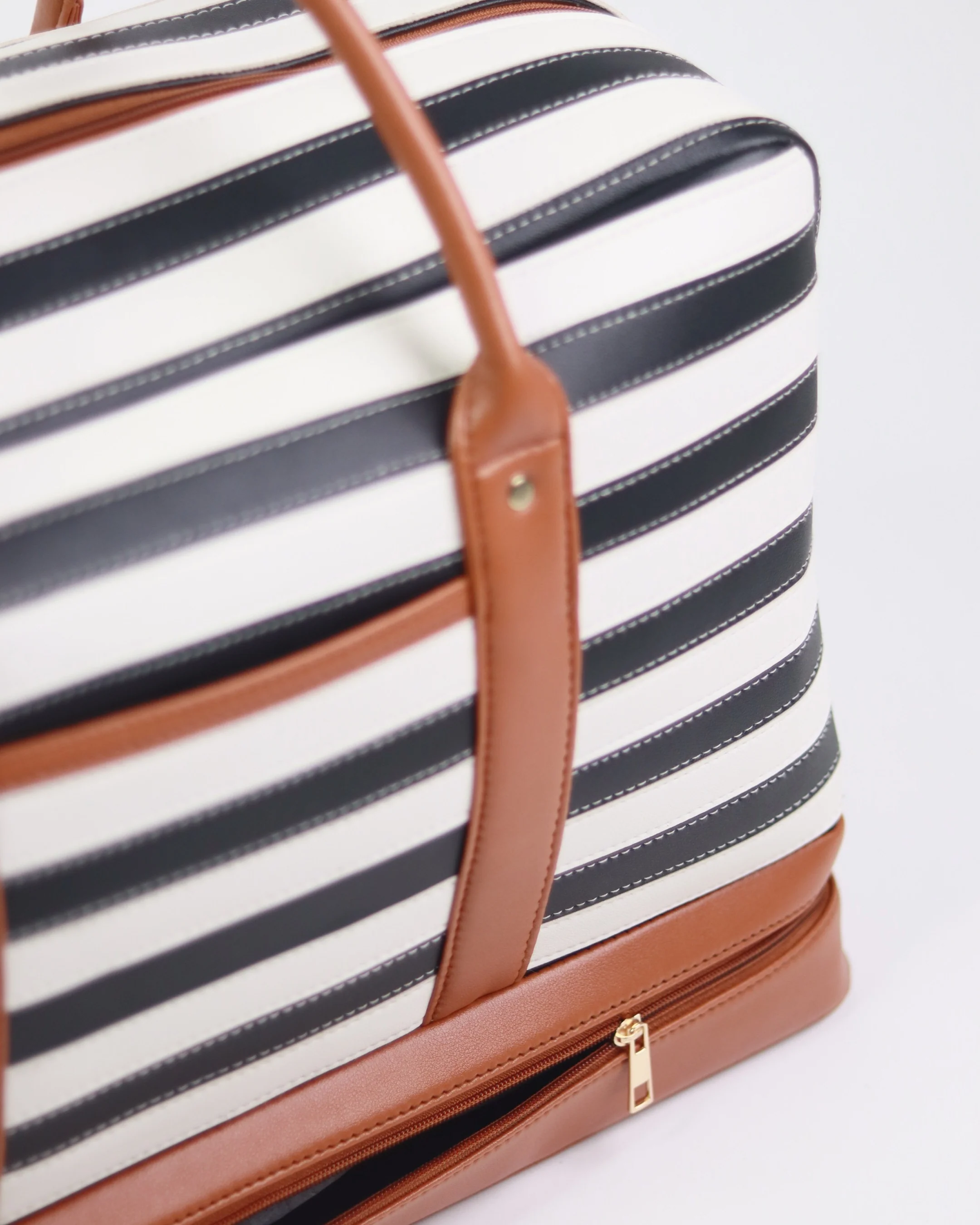 Weekender Duffle 2.0 - Image 15